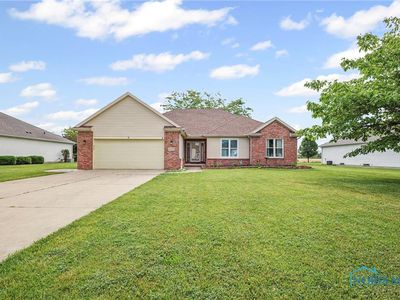 30370 Cedar Valley Dr, Northwood, OH, 43619