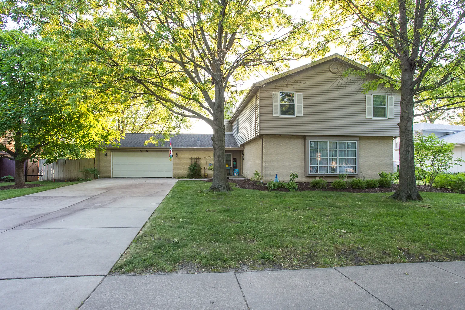 515 Ca Crest Dr photo 1