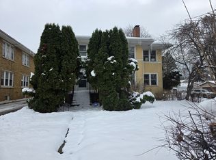 1525 North Ave, Waukegan, IL 60085