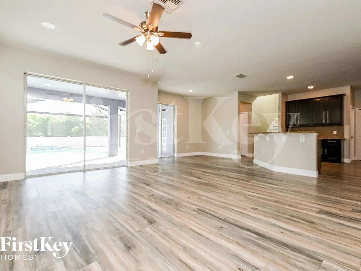 5 bed, 3.0 bath, 3448 sqft, $3,775 — Photo 4