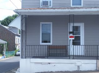 422 E 3rd St, Mount Carmel, PA