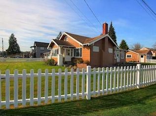 402 13th St SW, Puyallup, WA 98371