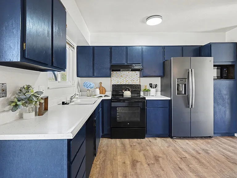 1632 S Rifle St #1 — Photo 3
