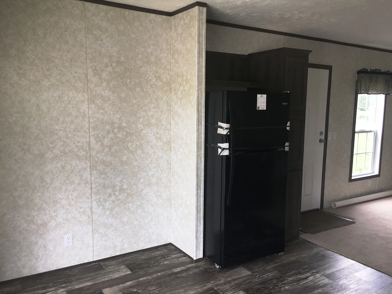 2 bed, 784 sqft, $1,050 — Photo 3