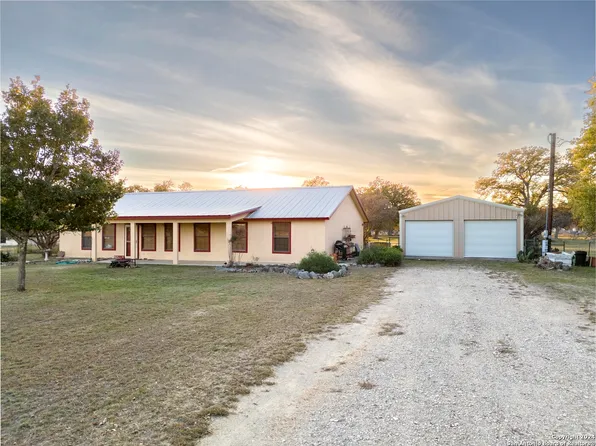 473 Orchard Park, Medina, TX 78055