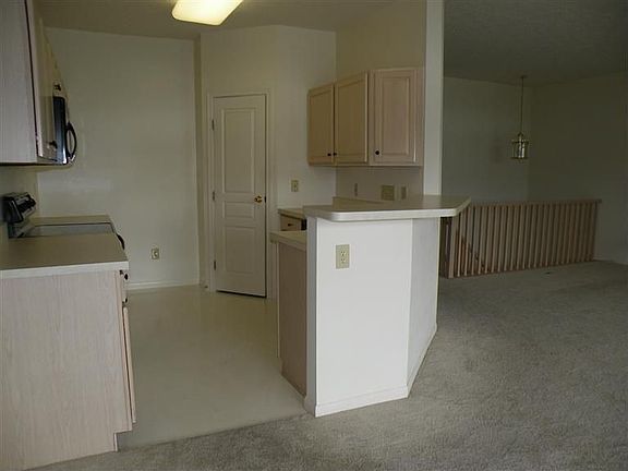4th image of 1480 Taramore Dr