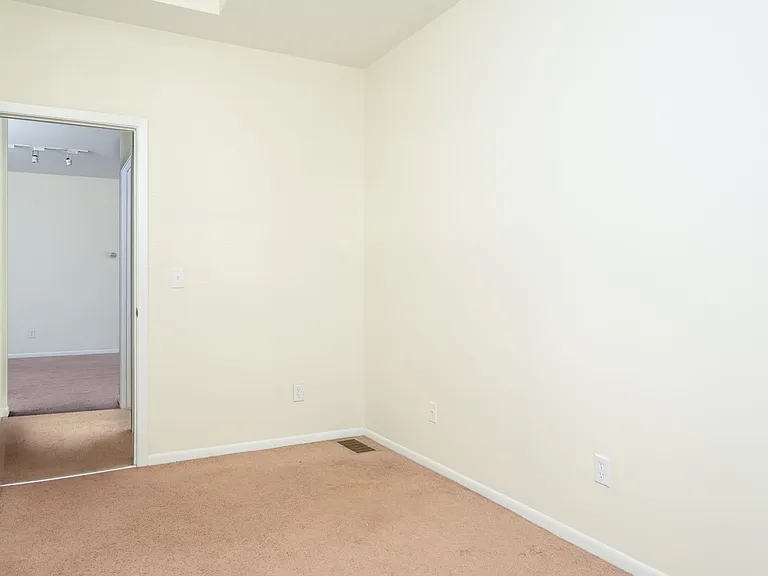 Entire House: Cozy 2-Bedroom Home In Beautiful Prospect Park! — Photo 8
