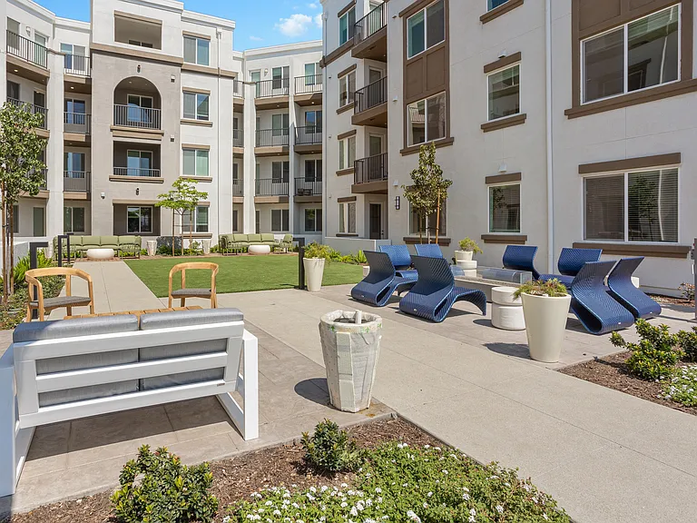 Alta Westwind — Photo 36