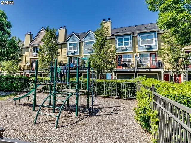 1806 SE Cutter Ln — Photo 4