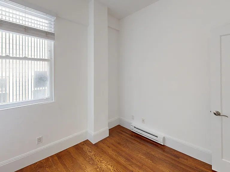 1520 Gough Street — Photo 37