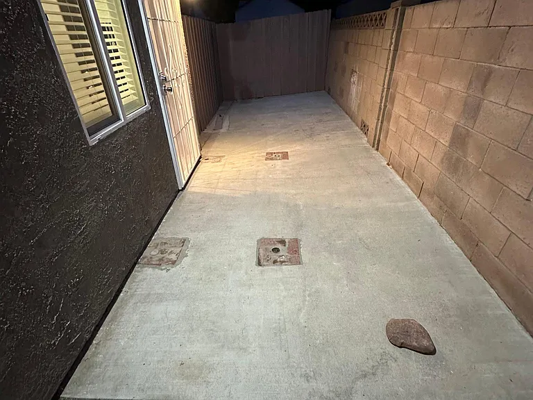 2059 Kasten St #B — Photo 7