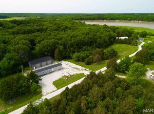31852 Monroe Rd #450, Stoutsville, MO 65283