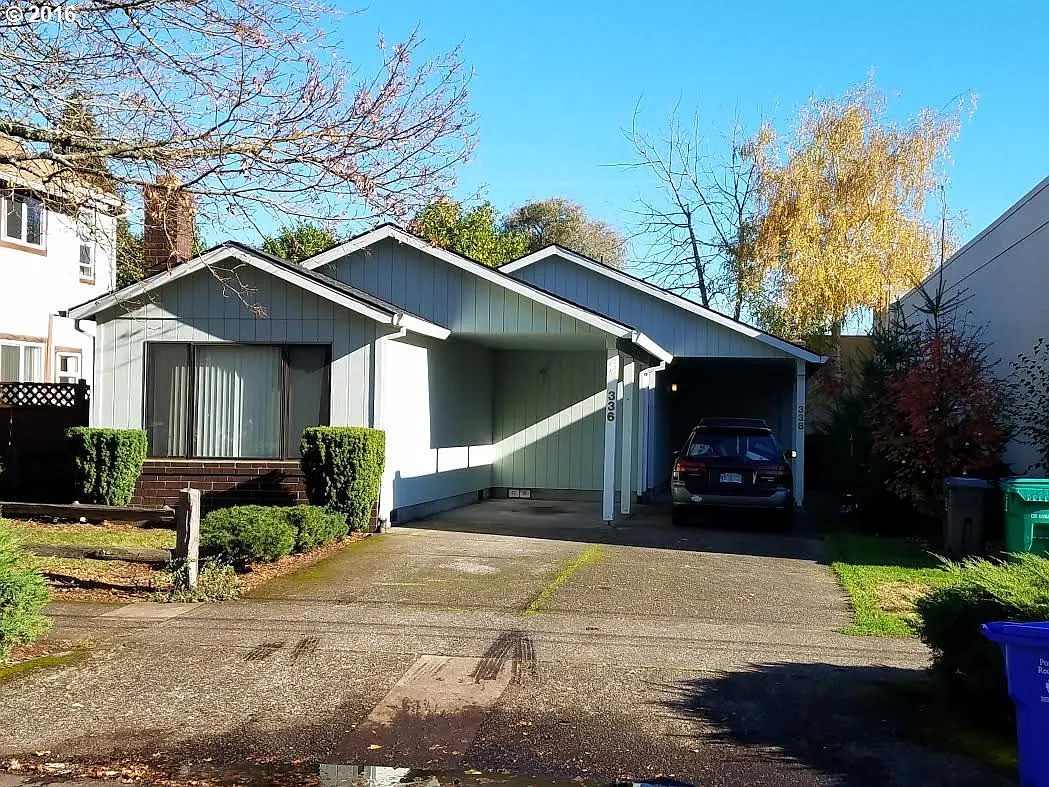 336-338 SE 76th Ave photo 1