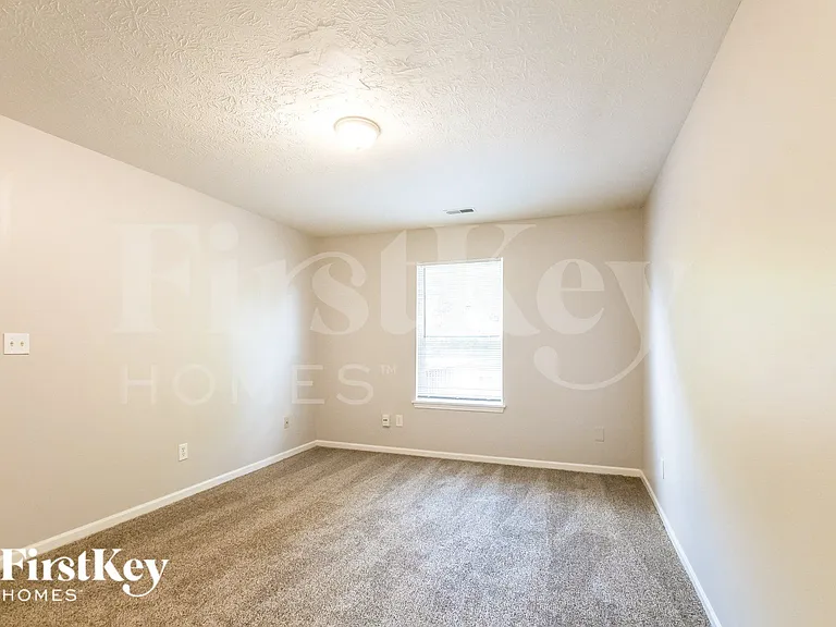 11744 E 10th St — Photo 8