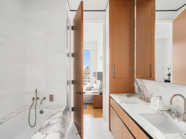 15 East 30th Street 21C image 16 of 17