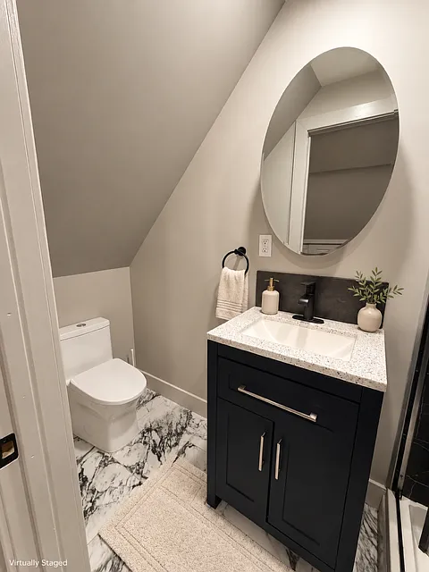 2 bed, 1000 sqft, $2,200 — Photo 4