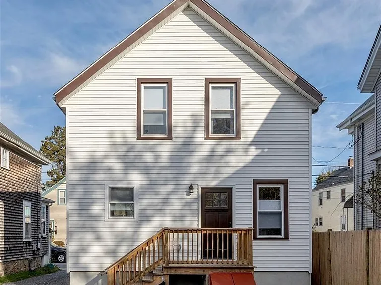 18 Hall Ave — Photo 23