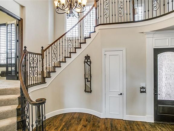 5th image of 1800 Stillhouse Hollow Dr