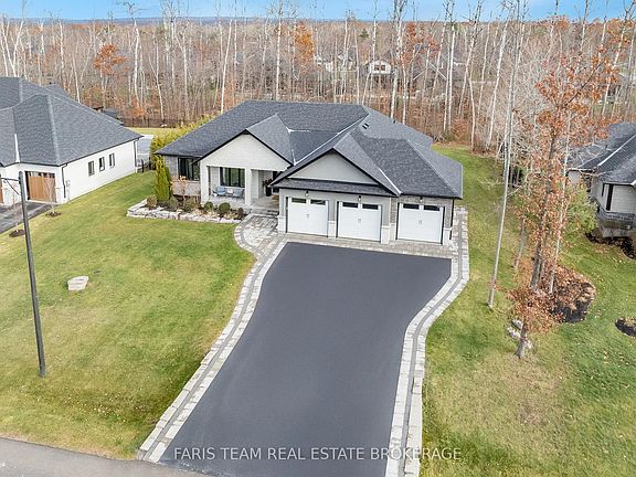 4th image of 9 Byers St