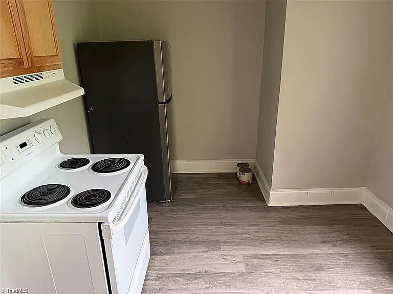4224 Ogburn Ave — Photo 5