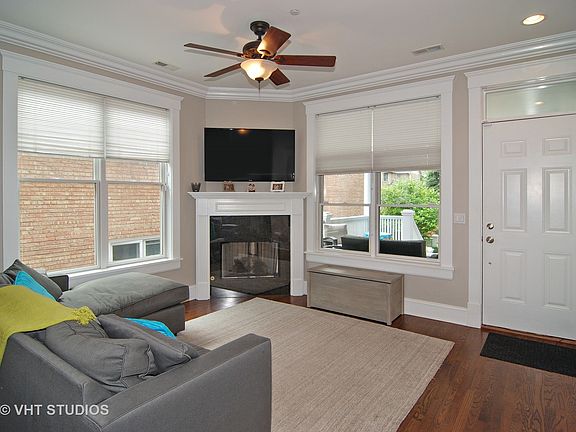 3rd image of 116 S Grove Ave APT D