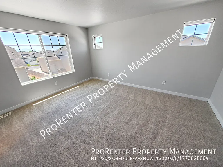 1509 W 450 S — Photo 16