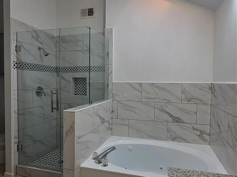 16403 Salinas Ln — Photo 10