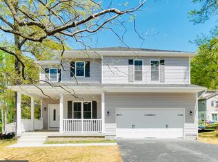 423 Smith St, Fredericksburg, VA 22405
