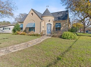 762 S Guadalupe St, Lockhart, TX 78644
