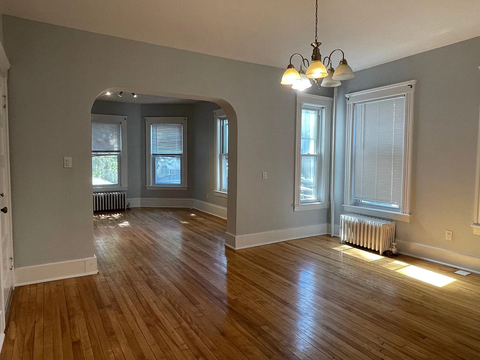 28 Blossom St — Photo 4