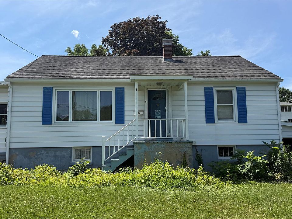 1st image of 5 Trabucco Place
