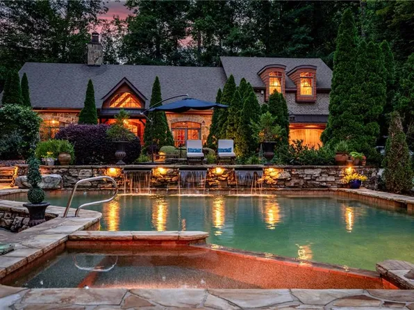 625 Willeo Rd, Roswell, GA 30075