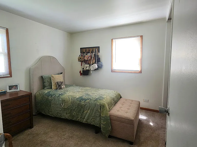 163 N California Ave — Photo 6