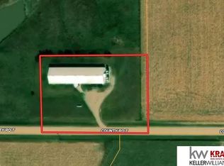 2224 County Road T, De Witt, NE 68341