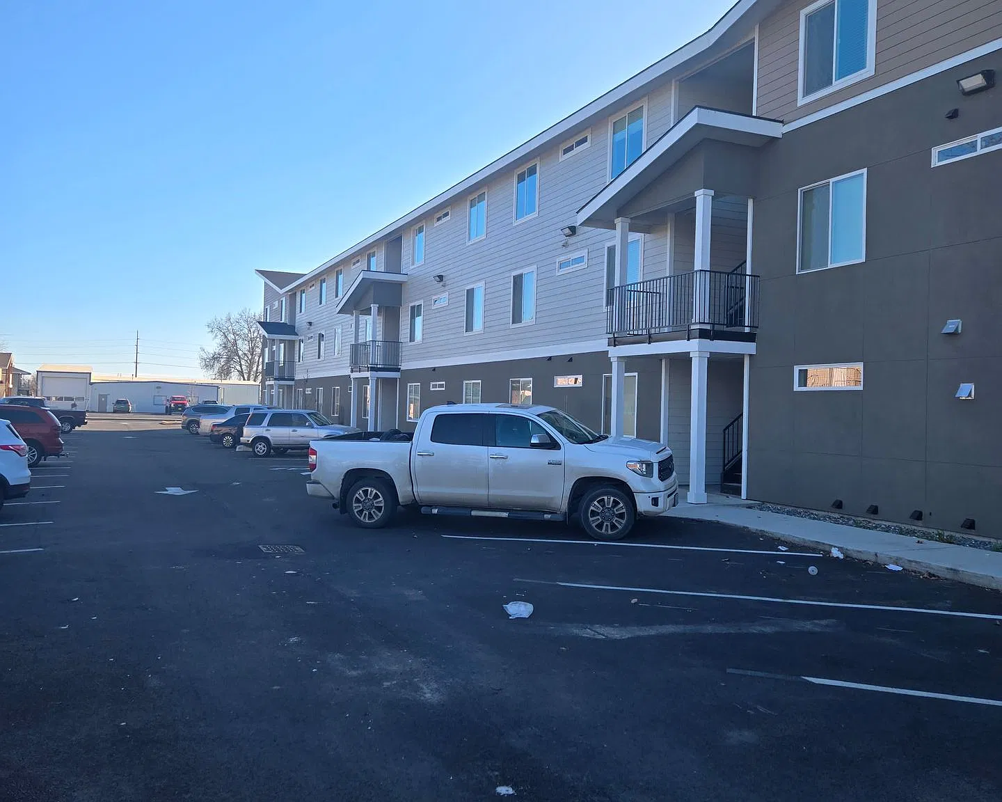 Galaxy Apartments in Umatilla — Photo 4