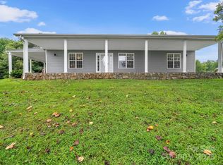 1585 Nathanial St, Newton, NC 28658