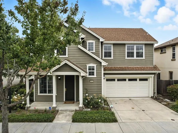 9445 Clemente Dr, Oakland, CA 94603