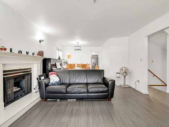 5th image of 2038 E 26th Ave