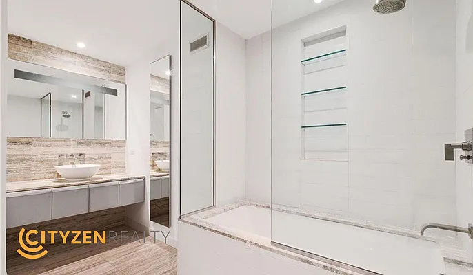 Rented by City Zen Realty | media 4