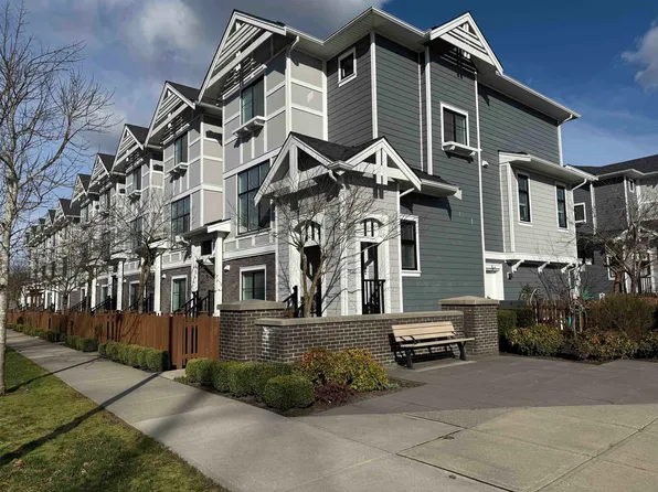19133 73rd Ave #2, Surrey, BC V4N 6S9