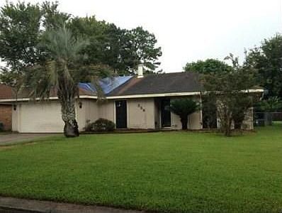 1st image of 558 Greenwood Dr