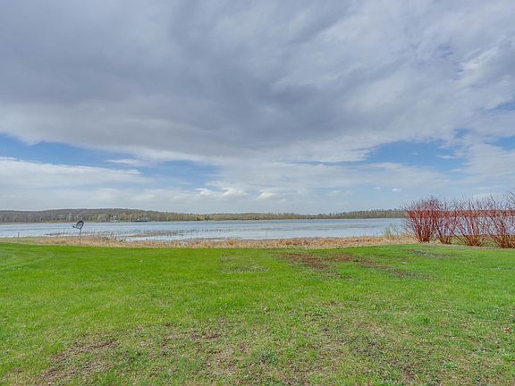 3rd image of Moose Point Rd
