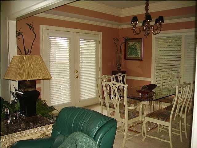 2nd image of 314 Hindsdale Ct