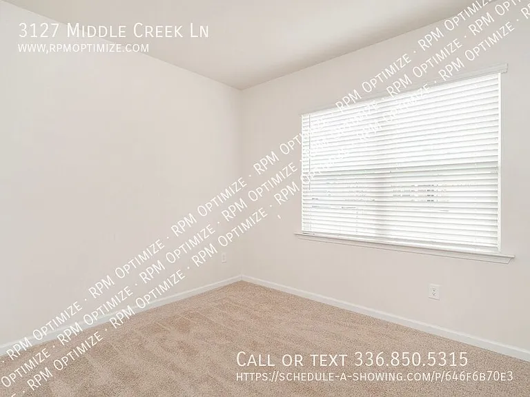 3127 Middle Creek Ln — Photo 28