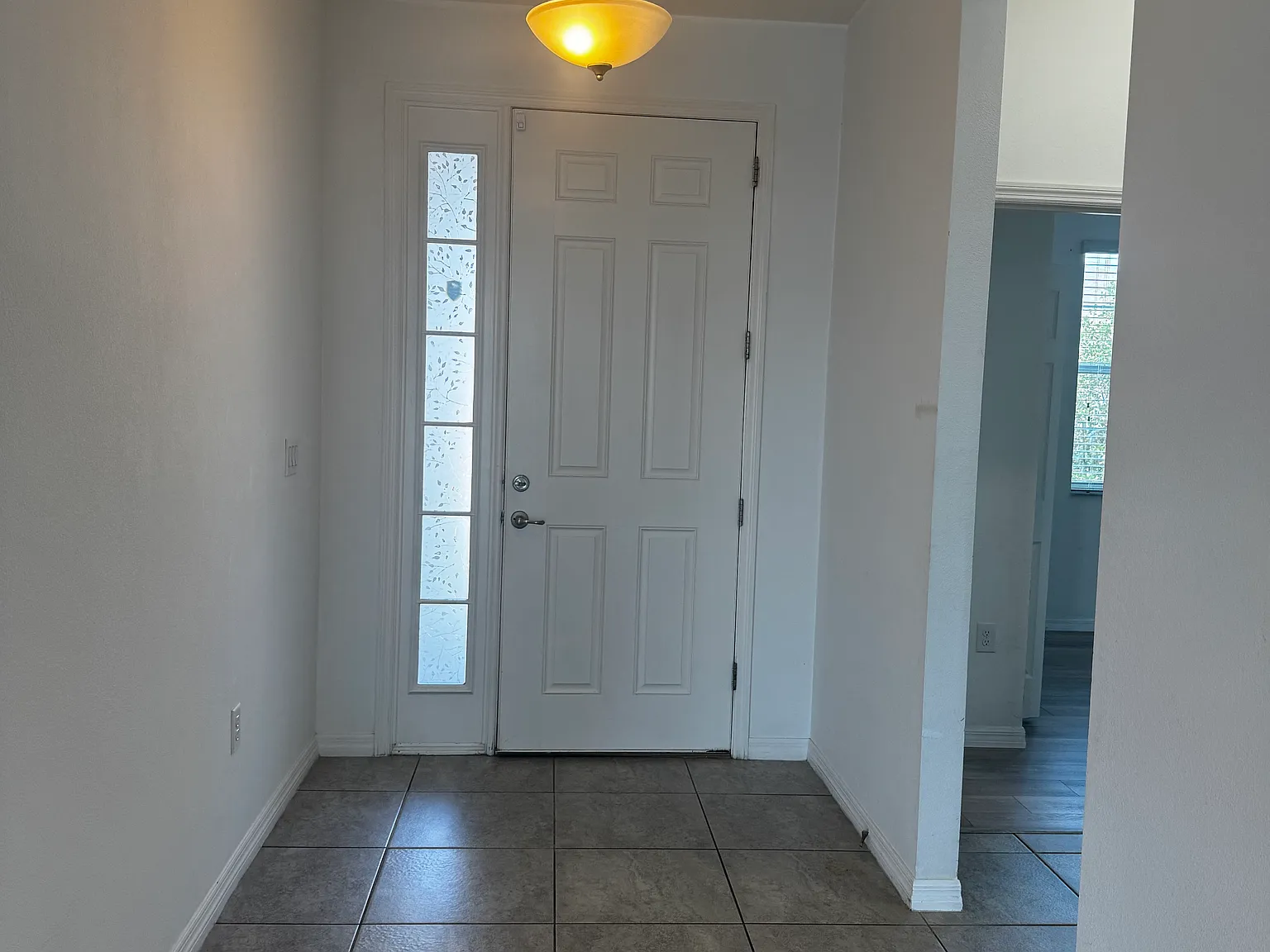 3 bed, 1544 sqft, $2,200 — Photo 3