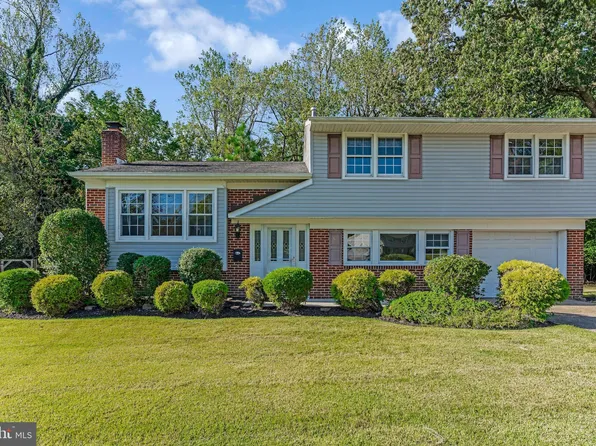 62 Saratoga Rd, Stratford, NJ 08084