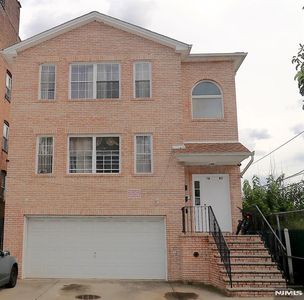 78-80 Broad St, Newark, NJ, 07104