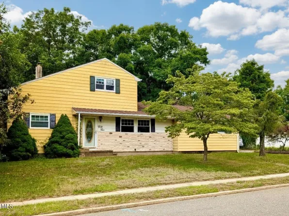 55 Western Drive, Howell, NJ 07731