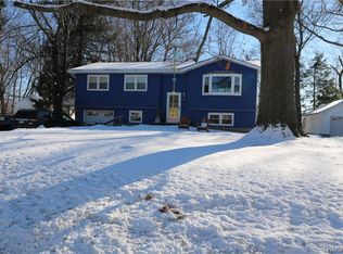 12 Round Lake Avenue, Monroe, NY 10950