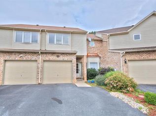 1601 Harding Cir, Whitehall, PA 18052